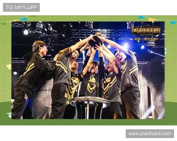 《全球电竞赛事持续升温 中国战队崭露头角 未来十年发展潜力巨大》 《全球电竞赛事持续升温 中国战队崭露头角 未来十年发展潜力巨大》