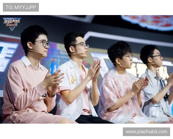 《电竞赛事火热进行中 新兴战队崭露头角 知名主播助力战术创新》 《电竞赛事火热进行中 新兴战队崭露头角 知名主播助力战术创新》