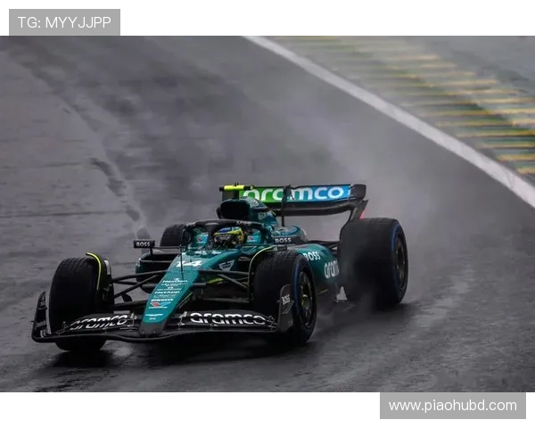 F1赛季争夺激烈 红牛车队再度展现强劲实力 德国大奖赛精彩回顾 F1赛季争夺激烈 红牛车队再度展现强劲实力 德国大奖赛精彩回顾