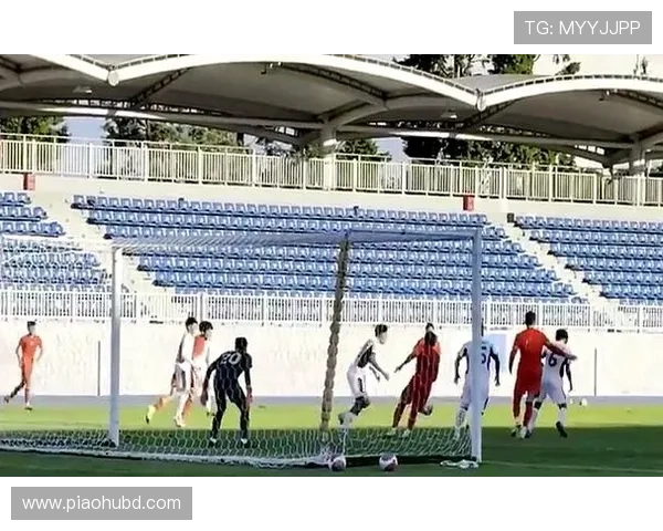 中国男足新征程启航 热身赛力克泰国迎接亚洲杯考验 中国男足新征程启航 热身赛力克泰国迎接亚洲杯考验