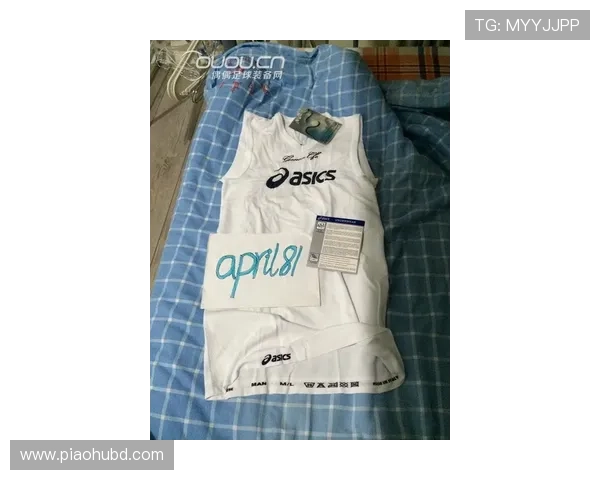 热那亚俱乐部全力备战新赛季球队引援动态与战术调整成焦点 热那亚俱乐部全力备战新赛季球队引援动态与战术调整成焦点