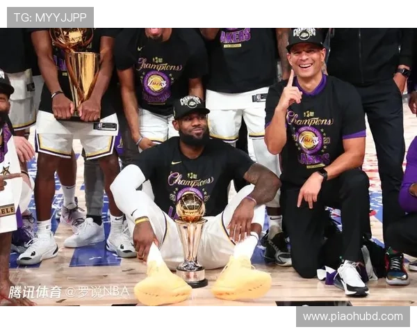 詹姆斯再创里程碑率湖人逆转强敌年轻新星爆发引发联盟热议 詹姆斯再创里程碑率湖人逆转强敌年轻新星爆发引发联盟热议