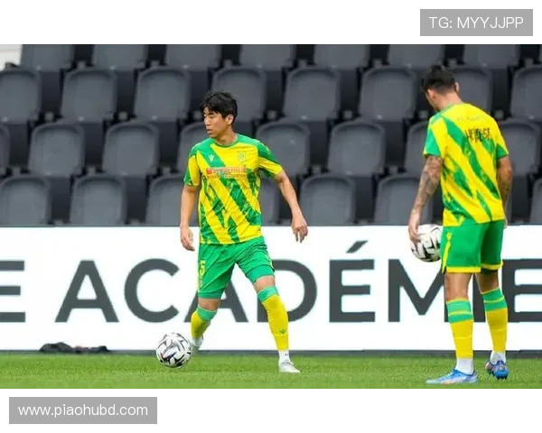 南特深陷低迷危机,主帅卡斯特罗谈未来引发震动崩塌局面难解 南特深陷低迷危机,主帅卡斯特罗谈未来引发震动崩塌局面难解