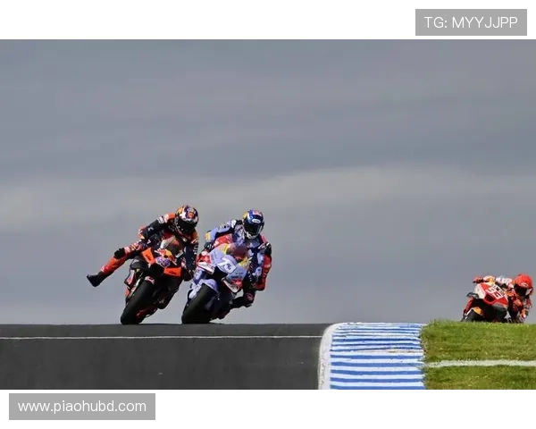 摩托GP赛季激战升级:顶级车手争夺战引爆全球赛场 摩托GP赛季激战升级:顶级车手争夺战引爆全球赛场