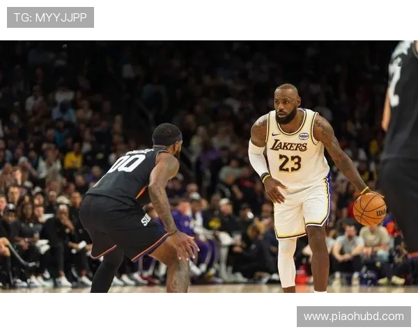 季后赛格局再起波澜詹姆斯领衔湖人迎关键转折时刻联盟关注焦点对决