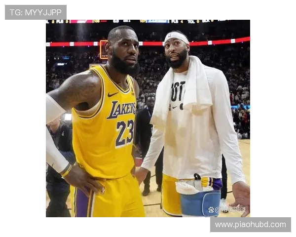 湖人队官方宣布詹姆斯与安东尼戴维斯双核组合继续携手出征新赛季