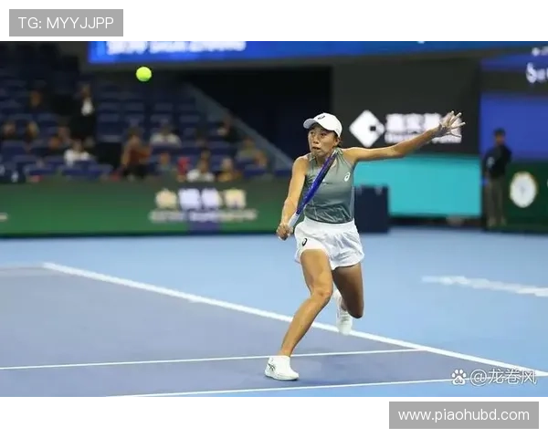 网球赛事激战正酣 赛季末谁能登顶世界第一成为焦点