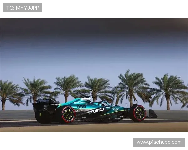 聚焦新赛季F1争冠格局车队策略与车手对决全面升级激战不断赛场